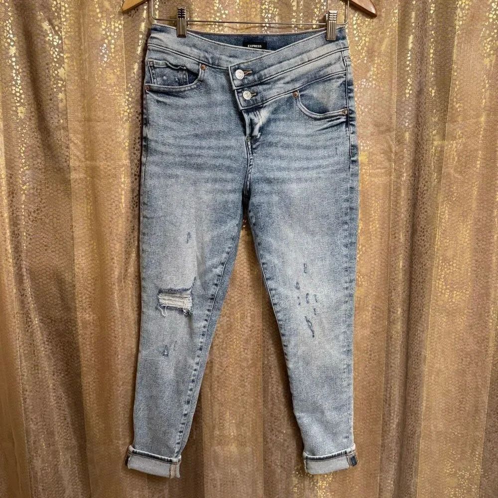 Express Cropped Skinny High Rise Light Wash Distressed Jeans Size 4